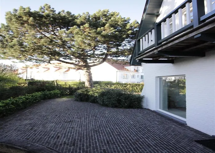 Villa In Knokke-Heist Near The Beach